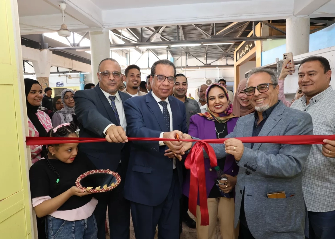 افتتاح معرض"فن أشغال الخشب" بالتربية النوعية جامعة قنا 19 - جريدة المساء افتتاح معرض"فن أشغال الخشب" بالتربية النوعية جامعة قنا 18 - جريدة المساء