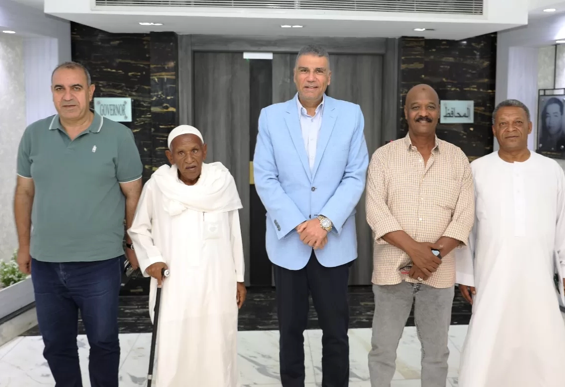 أهالى غرب سهيل يعبرون عن شكرهم لمحافظ أسوان لإهتمامه بتطوير منطقتهم وتحويلها إلى مقصد سياحى عالمى 20 - جريدة المساء أهالى غرب سهيل يعبرون عن شكرهم لمحافظ أسوان لإهتمامه بتطوير منطقتهم وتحويلها إلى مقصد سياحى عالمى 19 - جريدة المساء