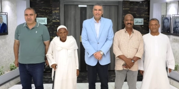 أهالى غرب سهيل يعبرون عن شكرهم لمحافظ أسوان لإهتمامه بتطوير منطقتهم وتحويلها إلى مقصد سياحى عالمى 2 - جريدة المساء أهالى غرب سهيل يعبرون عن شكرهم لمحافظ أسوان لإهتمامه بتطوير منطقتهم وتحويلها إلى مقصد سياحى عالمى 1 - جريدة المساء