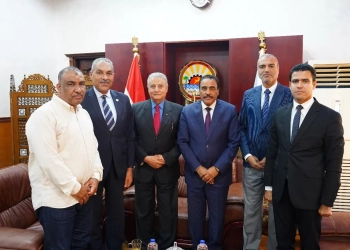 منفذ لمعرض الهيئة العامة للكتاب في مكتبة مصر العامة بمطروح 21 - جريدة المساء