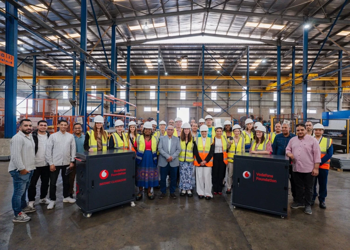 مؤسستا ڤودافون مصر و العالمية يعلنان توسيع نطاق برنامج " شبكة المدارس الفورية" للاجئين في مصر، بالشراكة مع المفوضية السامية للأمم المتحدة لشؤون اللاجئين 19 - جريدة المساء