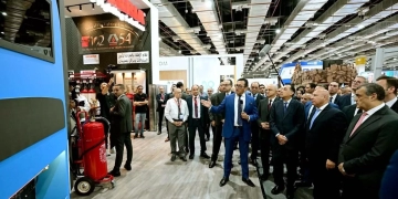 غرفة الجيزة التجارية تشارك في معرض الصناعة لدعم التصنيع المحلي والاستثمار 2 - جريدة المساء غرفة الجيزة التجارية تشارك في معرض الصناعة لدعم التصنيع المحلي والاستثمار 1 - جريدة المساء