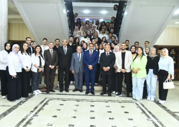 محافظ مطروح يلتقي طلاب الفرقة الرابعة قسم العمارة بكلية الفنون الجميلة جامعة الإسكندرية 27 - جريدة المساء