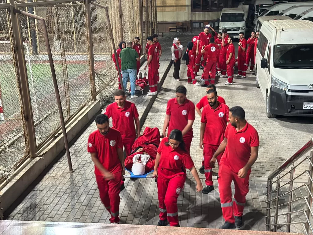 الهلال الأحمر يعزز جاهزية متطوعيه بتدريبات للاستجابة وقت الأزمات 17 - جريدة المساء