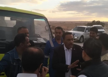 محافظ مطروح يتفقد محطة تحلية مياه البحر بالنجيلة 35 - جريدة المساء