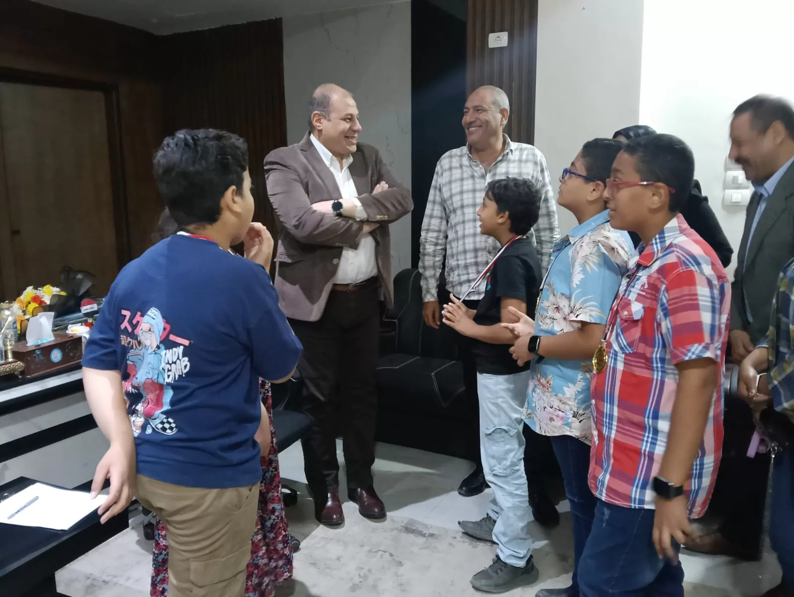 تعليم قنا يكرم أبطال ناسا بعد تأهلهم للعالمية في مسابقة تطبيقات الفضاء 29 - جريدة المساء