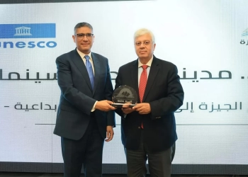 محافظ الجيزة يثمّن إشادة وزير التعليم العالي بالشعار الجديد للمحافظة 28 - جريدة المساء محافظ الجيزة يثمّن إشادة وزير التعليم العالي بالشعار الجديد للمحافظة 27 - جريدة المساء