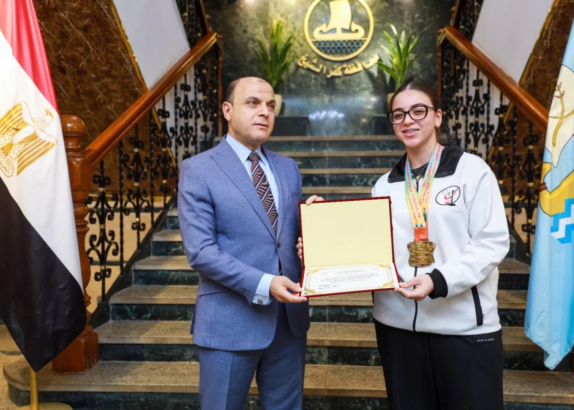 محافظ كفرالشيخ يكرم أبطال عالميين رفعوا اسم مصر دوليًا 20 - جريدة المساء محافظ كفرالشيخ يكرم أبطال عالميين رفعوا اسم مصر دوليًا 19 - جريدة المساء