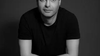 هشام نزيه يتألّق في مهرجان صدى الأهرامات بحفل "الألحان الخالدة" 1 - جريدة المساء