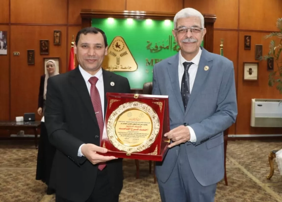 تكريم "القاصد" بكلية تكنولوجيا العلوم الصحية.. بالمنوفية 19 - جريدة المساء