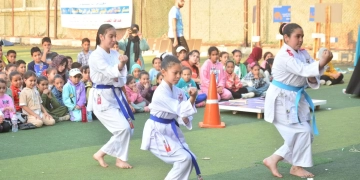 محافظ كفر الشيخ: انطلاق أكبر معسكرات الوعي البيئي للأطفال بمشاركة 200 طفل 1 - جريدة المساء