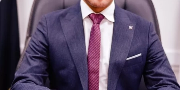 تموين قنا يضبط 228 عبوة مستحضرات تجميل منتهية الصلاحية داخل محل عطارة 1 - جريدة المساء