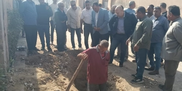 جولة ميدانية لنائب محافظ الجيزة لمتابعة مشروعات الرصف بالحوامدية 1 - جريدة المساء