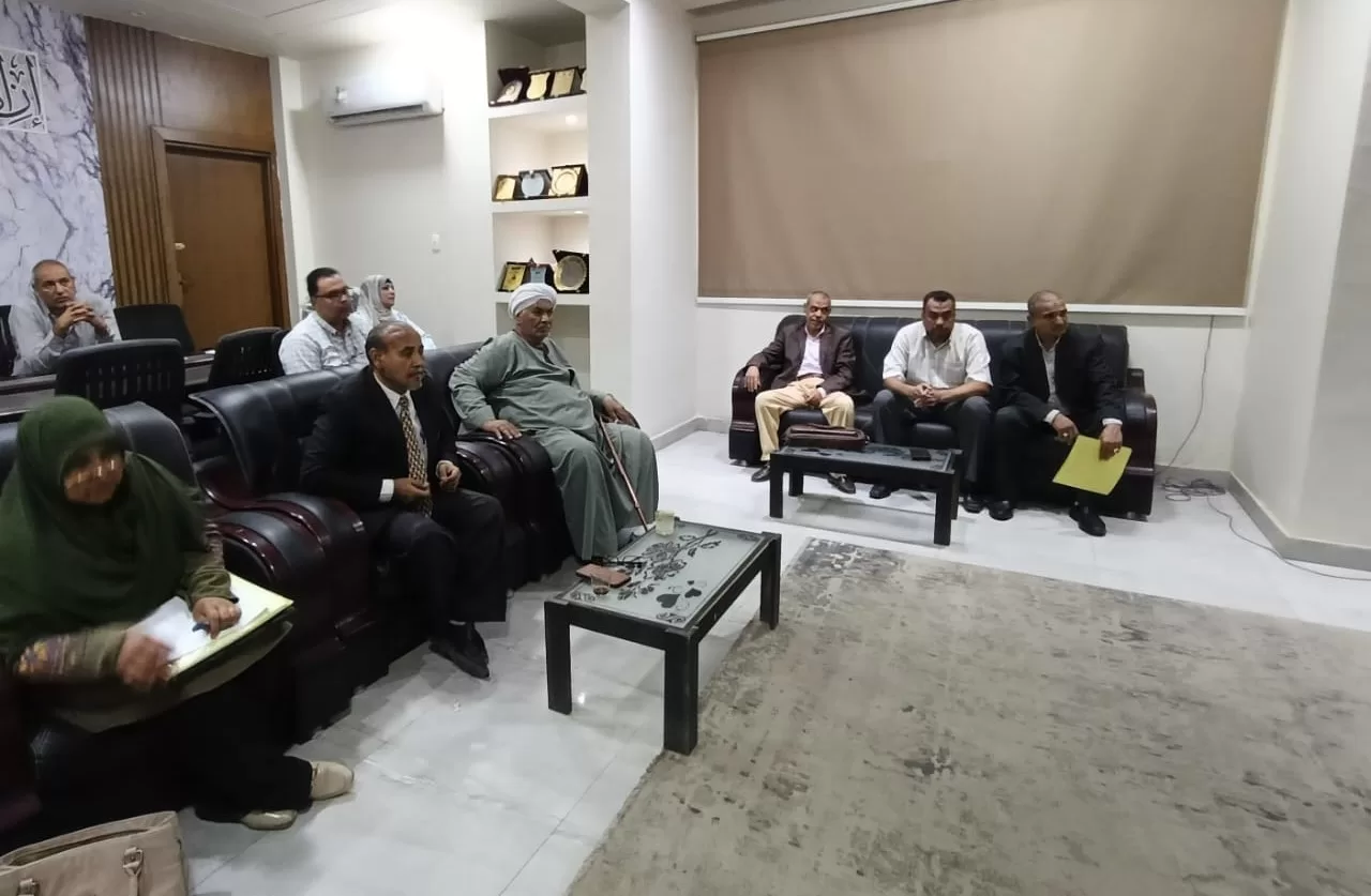 استعدادات مبكرة بمديرية تعليم قنا لضمان انضباط امتحانات الترم الأول 21 - جريدة المساء