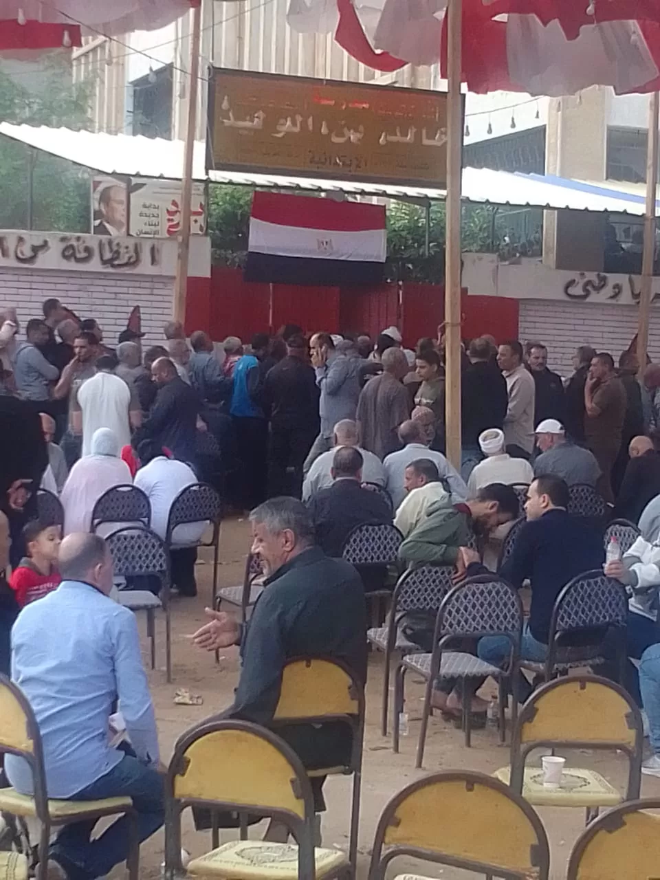 محافظ كفرالشيخ يطمئن على سير العملية الانتخابية ويشيد بمشاركة المواطنين 21 - جريدة المساء