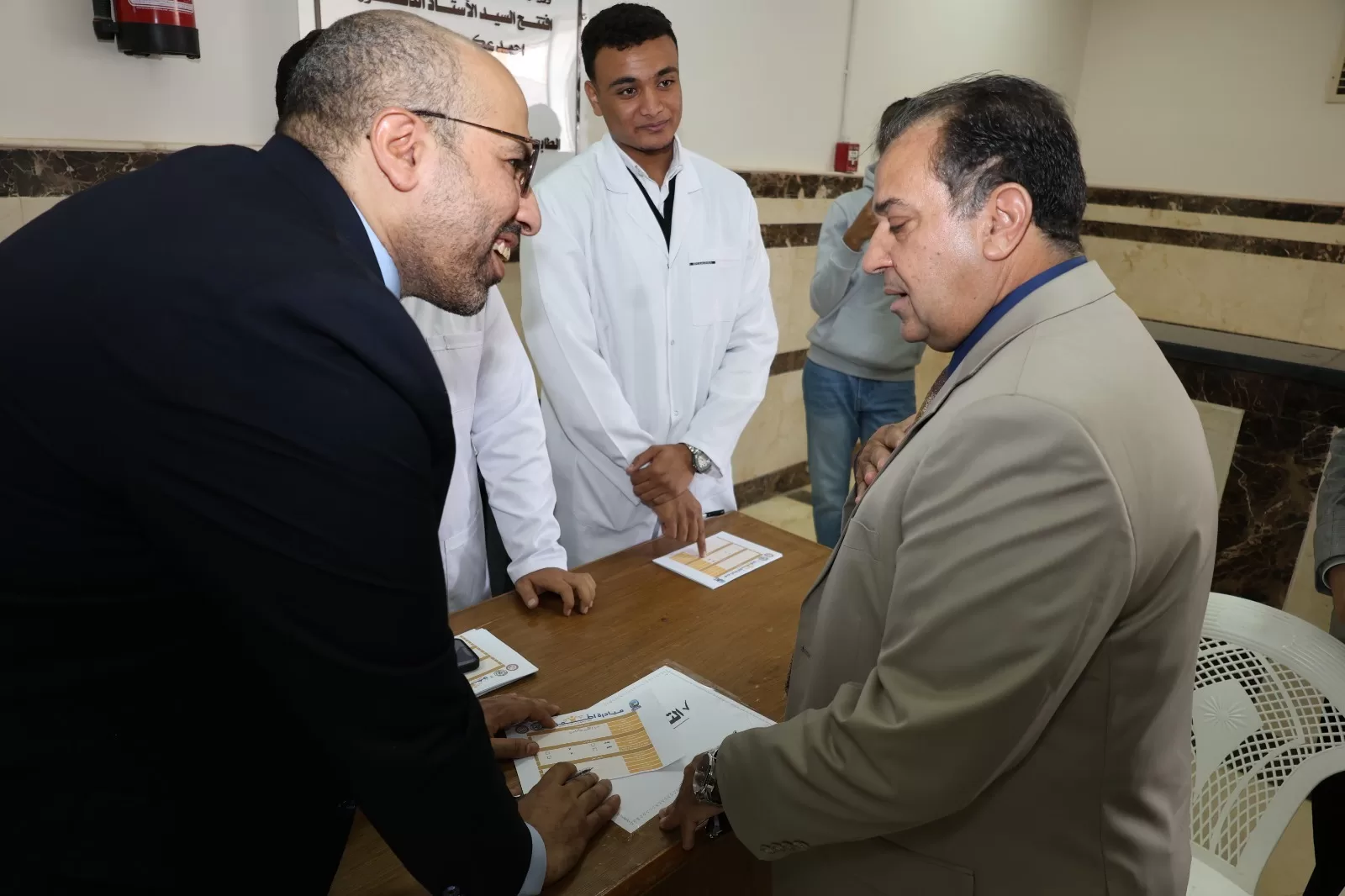 رئيس جامعة قنا يتفقد فعاليات مبادرة “اطمّن ٢” للكشف عن السكري 27 - جريدة المساء رئيس جامعة قنا يتفقد فعاليات مبادرة “اطمّن ٢” للكشف عن السكري 26 - جريدة المساء