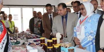 جامعة قنا تفتح أبوابها لمنتجات الأسر.. افتتاح معرض "من بيتنا لبيتكم" الثالث 1 - جريدة المساء
