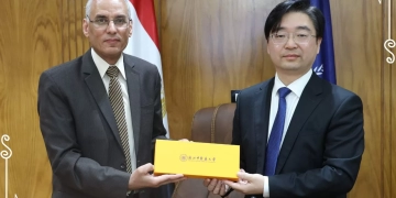 بروتوكول تعاون بين قومي البحوث وأكاديمية جينهوا بجامعة تشجيانغ الطبية الصينية 2 - جريدة المساء بروتوكول تعاون بين قومي البحوث وأكاديمية جينهوا بجامعة تشجيانغ الطبية الصينية 1 - جريدة المساء