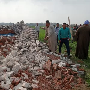 حملات موسعة بالمنوفية لإزالة البناء المخالف خلال الانتخابات 21 - جريدة المساء