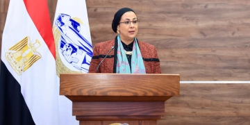 أمل عمار خلال ندوة "معًا ضد العنف الإلكتروني" :- خطر يؤدي لعزلة الضحايا وانسحابهن من الحياة الخاصة و العامة 1 - جريدة المساء