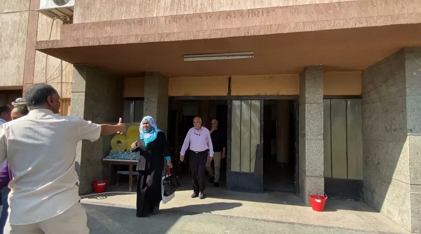 صافرات الإنذار تدوي في ديوان تعليم قنا.. تجربة إخلاء تحاكي حريقًا وزلزالًا 31 - جريدة المساء