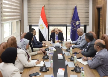 هيئة الدواء تتفق مع فارما أوفرسيز على سياسات عادلة لدعم الصيادلة واستقرار السوق 23 - جريدة المساء