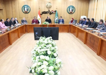 متابعة معدلات تنفيذ مشروعات الخطة الاستثمارية و الأعمال المسندة لهيئة الأبنية التعليمية.. بالمنوفية 27 - جريدة المساء