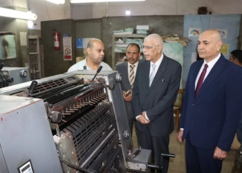 "القاصد" خلال تفقده مطابع جامعة المنوفية.. يبحث تحويلها لدار نشر و سبل تعظيم الاستفادة من الموارد الذاتية 25 - جريدة المساء