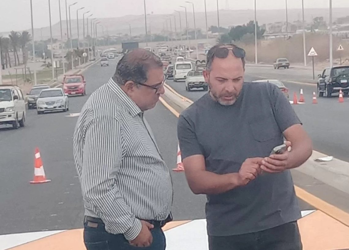 رئيس جهاز الشروق يتابع تطوير الطريق الشرقي ورفع كفاءة الطرق بالمدينة 19 - جريدة المساء