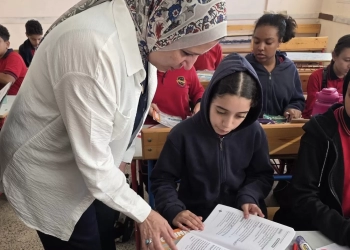 مديرة الشروق تتابع مدرسة الشهيد عبد الرحمن الشناوي لغات وتجهيز 80% من الفصول بالتكنولوجيا الحديثة 23 - جريدة المساء