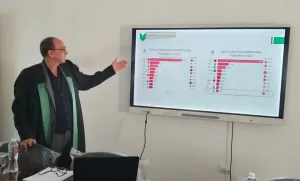 الماجستير للباحث هشام يحيى من زراعة القناة 23 - جريدة المساء