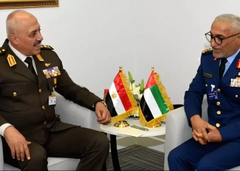 رئيس الأركان يعود إلى أرض الوطن عقب مشاركته فى معرض دبى الدولى للطيران 2025 25 - جريدة المساء