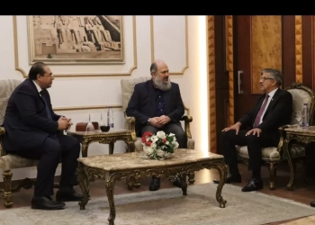 وزير التجارة الباكستاني يصل القاهرة للمشاركة في اجتماع مجموعة الثمانية 15 - جريدة المساء