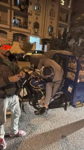 رئيس جهاز الشروق يضبط النباشين بنفسه ويوثق لحظة القبض عليهم 25 - جريدة المساء