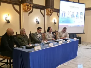 صبرى فواز السينما تدار بشكل عشوائى ولا توجد خطة لصناعة فيلم عن قضايا البيئة 22 - جريدة المساء صبرى فواز السينما تدار بشكل عشوائى ولا توجد خطة لصناعة فيلم عن قضايا البيئة 21 - جريدة المساء