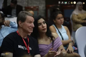 الارتجال .. ماستر كلاس لانجي البستاوي في مهرجان شرم الشيخ الدولي للمسرح 25 - جريدة المساء