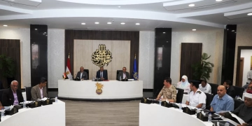 محافظ أسوان يصدر أمراً إداريا فى إنتخابات بحظر العاملين للمشاركة فى أية دعاية إنتخابية 2 - جريدة المساء محافظ أسوان يصدر أمراً إداريا فى إنتخابات بحظر العاملين للمشاركة فى أية دعاية إنتخابية 1 - جريدة المساء