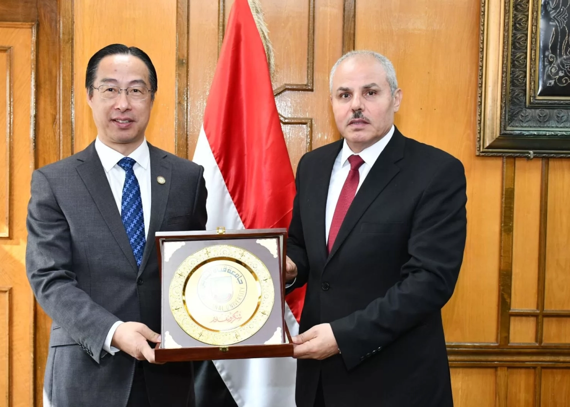 تنفيذاً لـ "الحزام والطريق".. "قناة السويس" و"بكين للغات" يخططان لتوسيع برامج التدريب و تبادل الأساتذة 19 - جريدة المساء