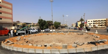 نائب محافظ أسوان يتفقد مشروع تطوير طريق السادات 1 - جريدة المساء