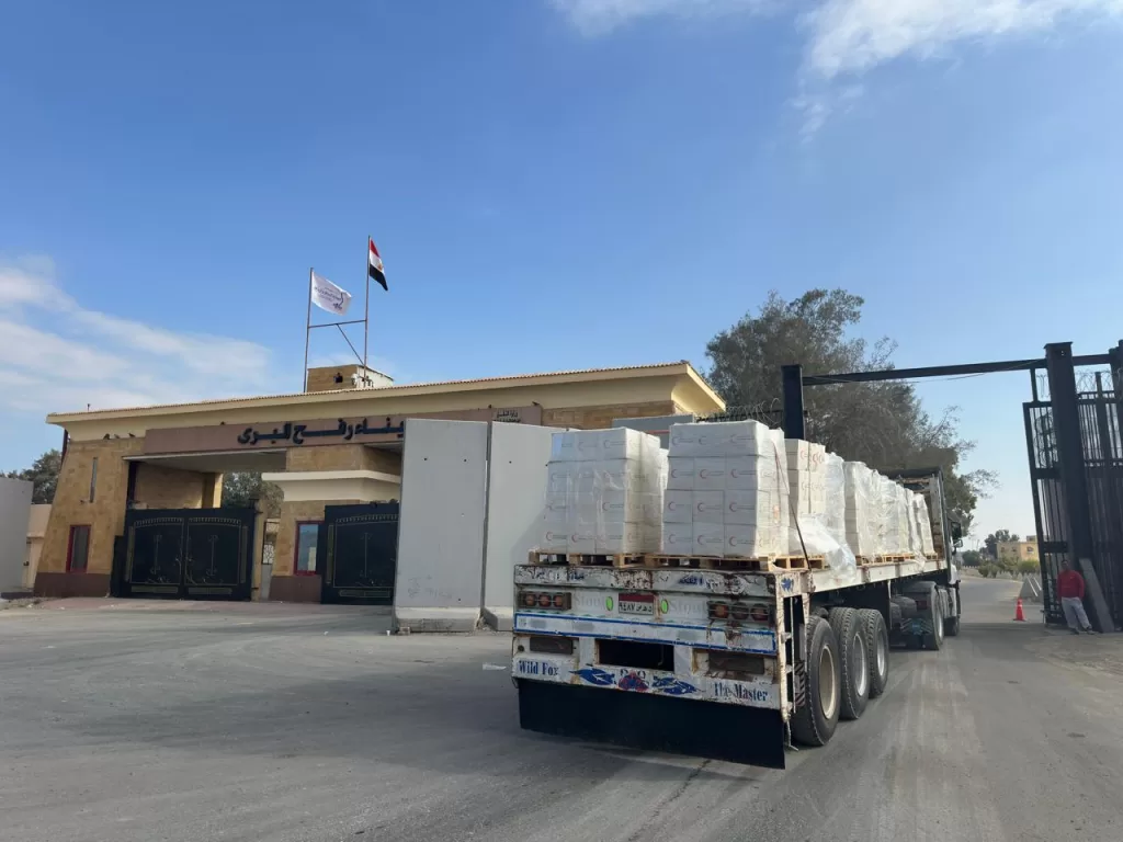 الهلال الأحمر يمد غزة بـ 235 ألف سلة غذائية ومستلزمات طبية 21 - جريدة المساء الهلال الأحمر يمد غزة بـ 235 ألف سلة غذائية ومستلزمات طبية 20 - جريدة المساء