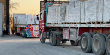 الهلال الأحمر المصرى يمد غزة بالمساعدات فى يومه الـ 78