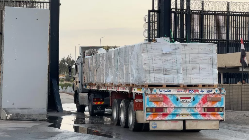 الهلال الأحمر يدفع بأكثر من 12 ألف طن من المساعدات الإنسانية العاجلة لغزة 23 - جريدة المساء