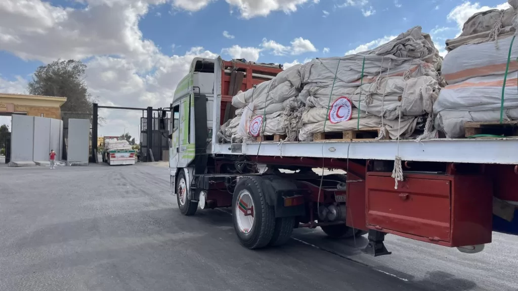 من مصر السند ومن غزة الصمود.. دخول أكثر من 8 آلاف طن من المساعدات العاجلة 21 - جريدة المساء