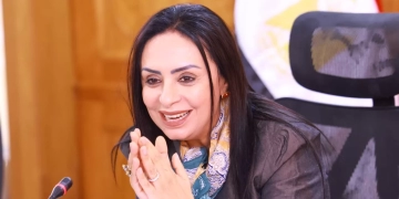 «التضامن»: توزيع 2000 لاب توب ناطق ومنح شهرية لدعم الطلاب المكفوفين 1 - جريدة المساء د. مايا مرسى وزيرة التضامن الاجتماعى