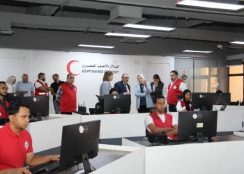 زيارة الوفد الأممى لمقر الهلال الأحمر