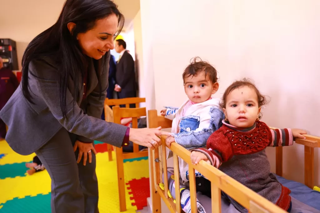 وزيرة التضامن تتفقد مصنع الغزل والنسيج بمصنع العزب بالفيوم 23 - جريدة المساء