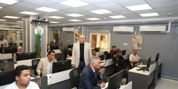 محافظ أسوان يتابع سير العملية الإنتخابية بلجان مجلس النواب 1 - جريدة المساء