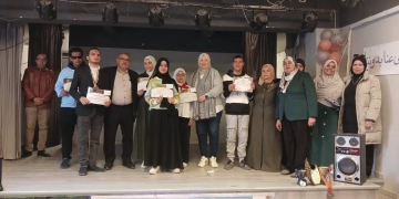 خلال زيارتها لمدرسة النور للمكفوفين ببني سويف وكيل الوزارة تكرّم المتفوقين علميًا ورياضيًا 1 - جريدة المساء