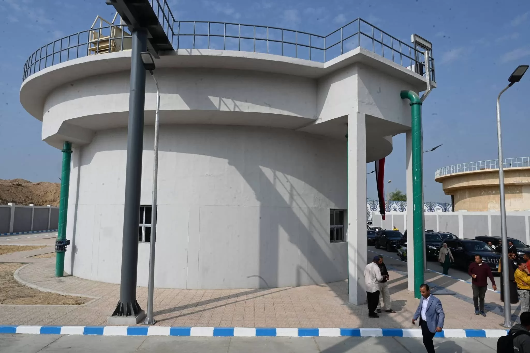 نائب رئيس الوزراء ووزير الصناعة والنقل يتفقد منطقتي "قفط" و"هو" الصناعيتين بقنا 48 - جريدة المساء