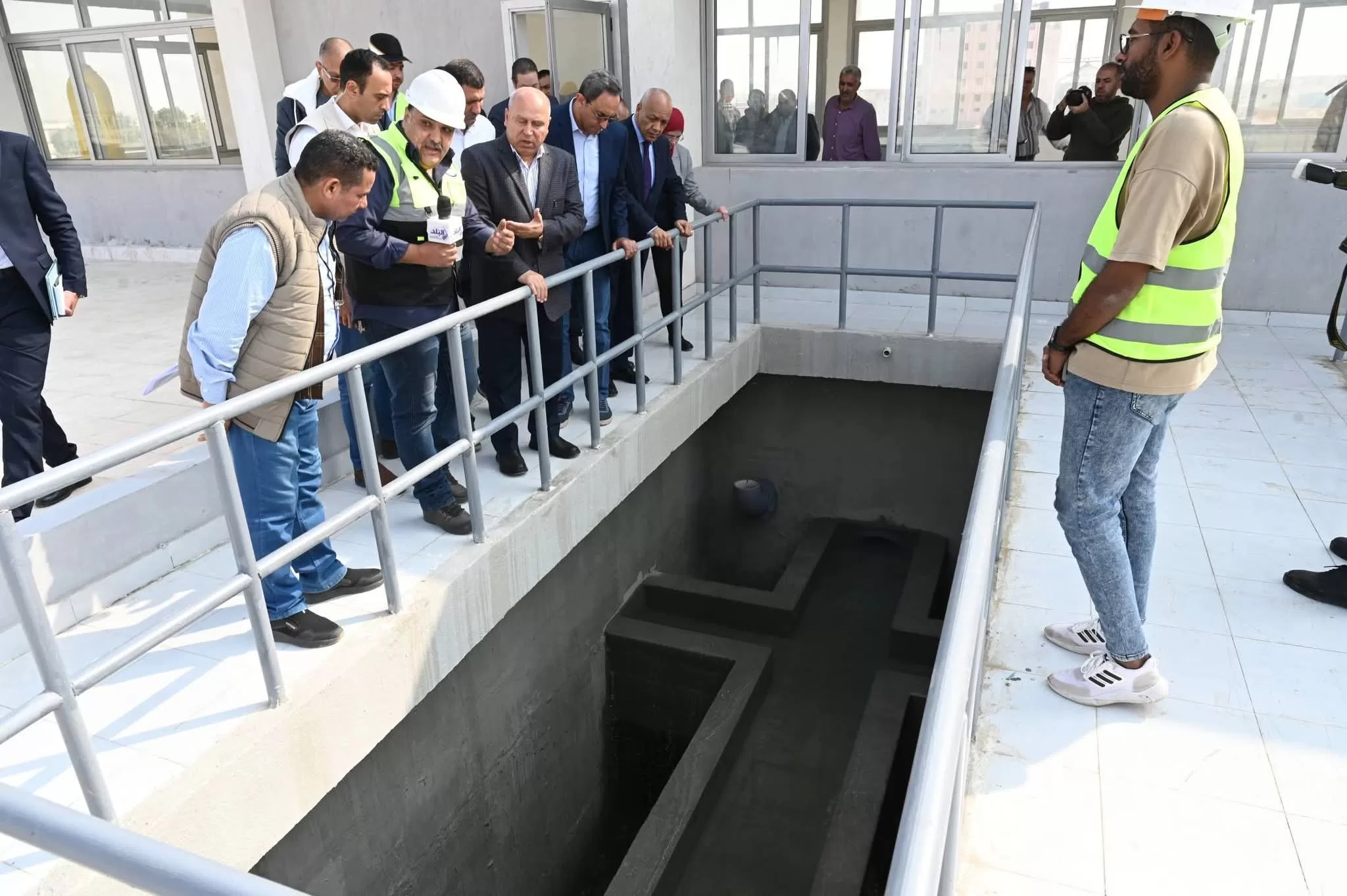 نائب رئيس الوزراء ووزير الصناعة والنقل يتفقد منطقتي "قفط" و"هو" الصناعيتين بقنا 60 - جريدة المساء